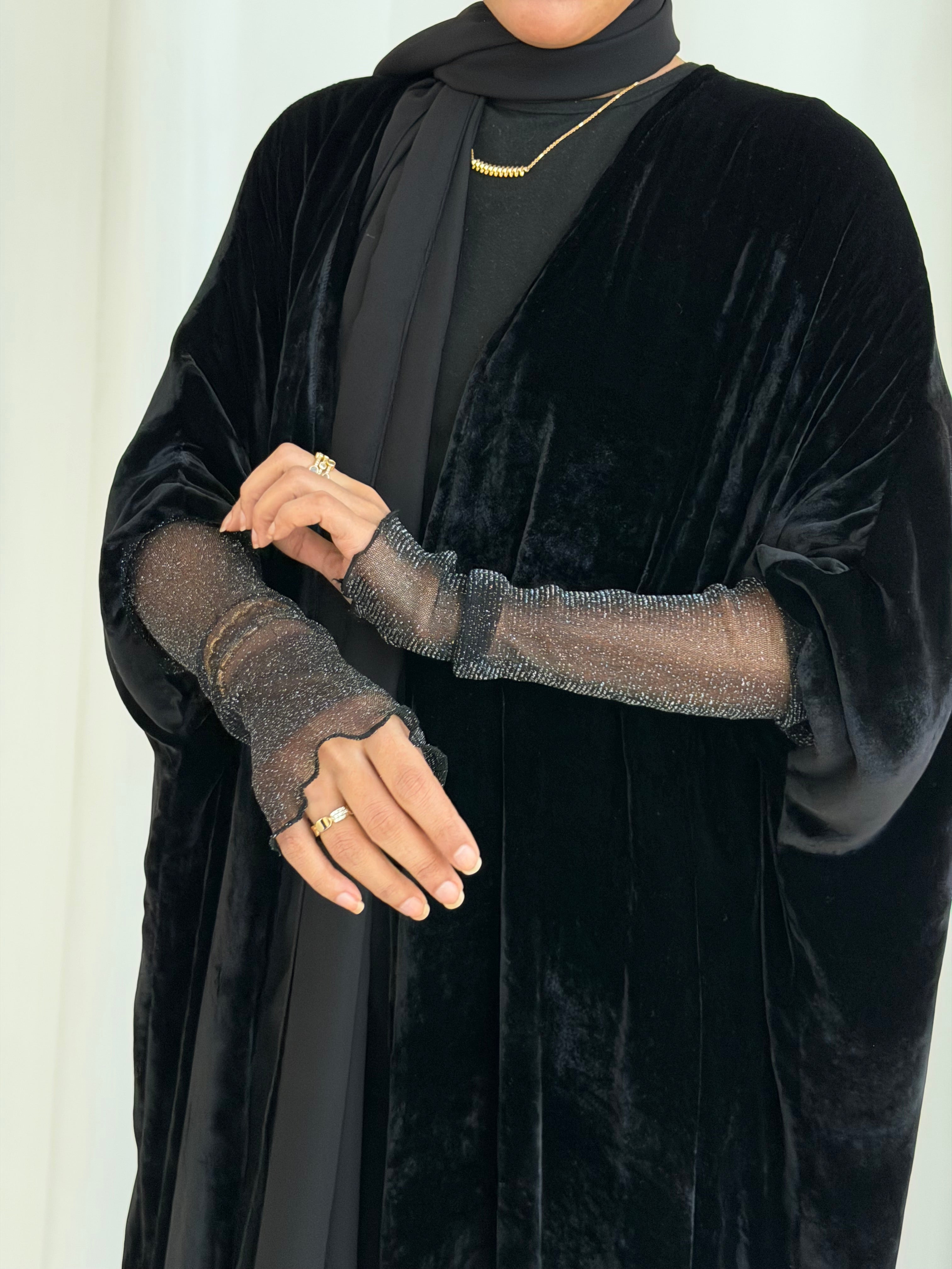 Midnight Loom Abaya