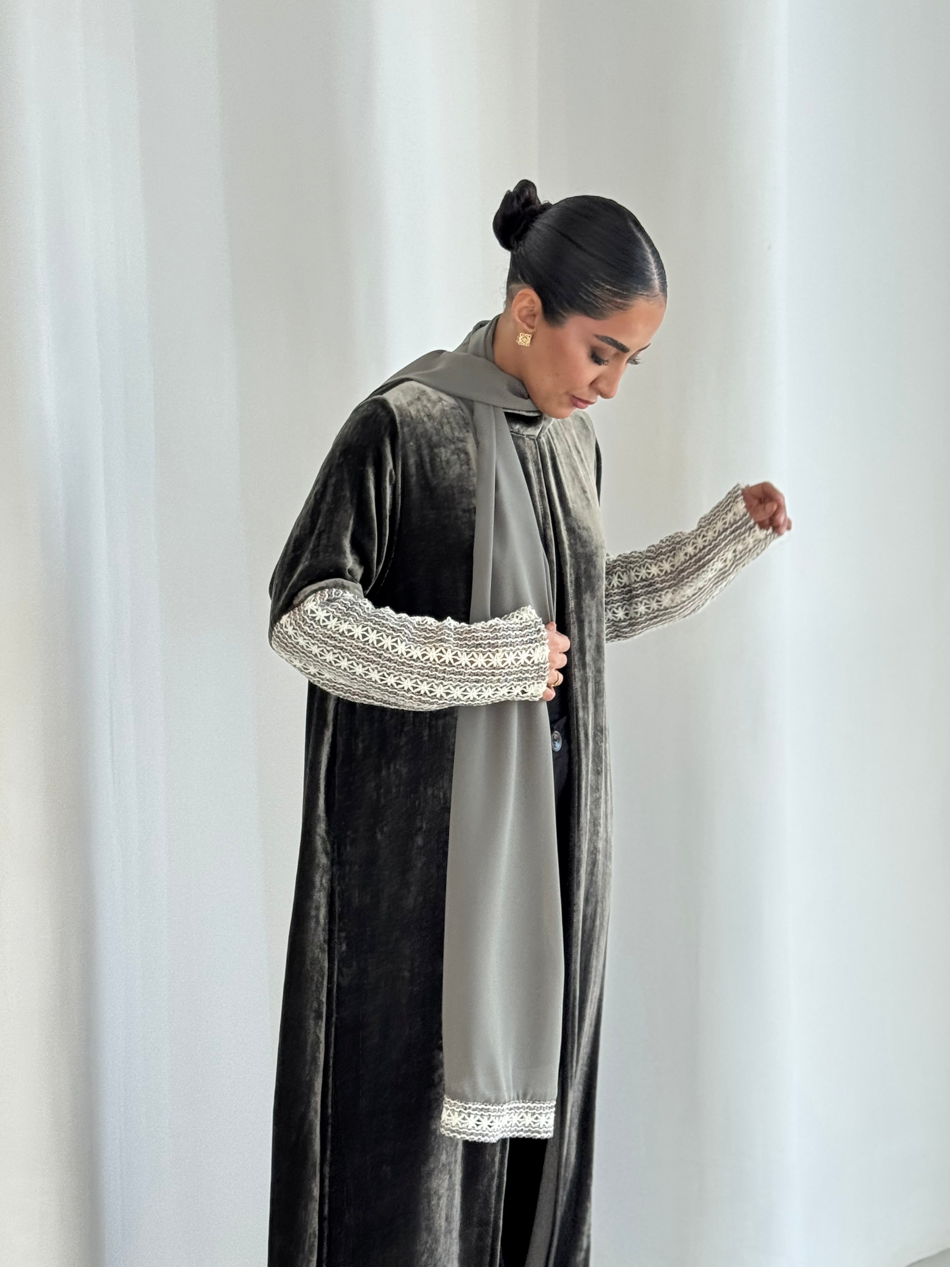 Pure Loom Abaya