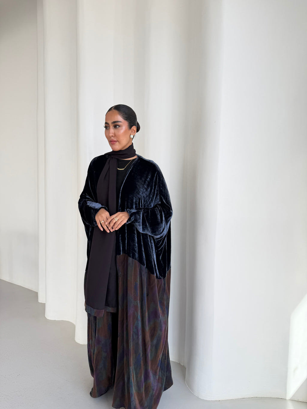 Purple Blend Loom Abaya