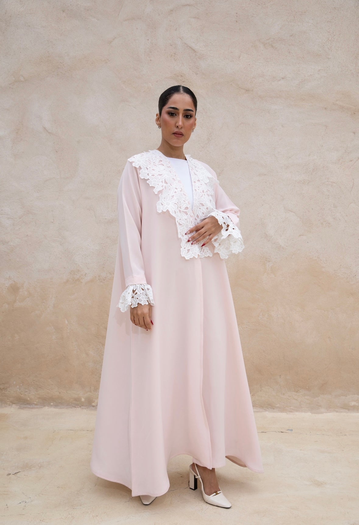 Rose Glow Abaya