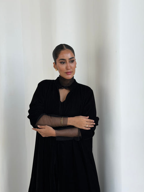Black Loom Abaya