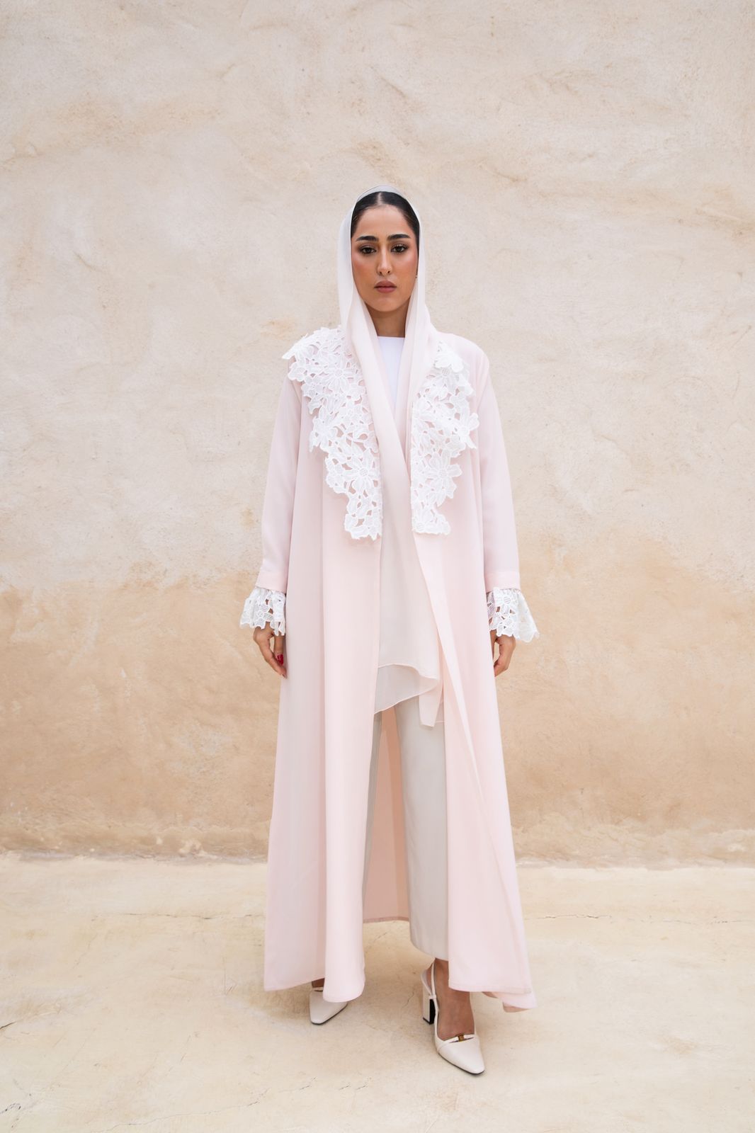 Rose Glow Abaya