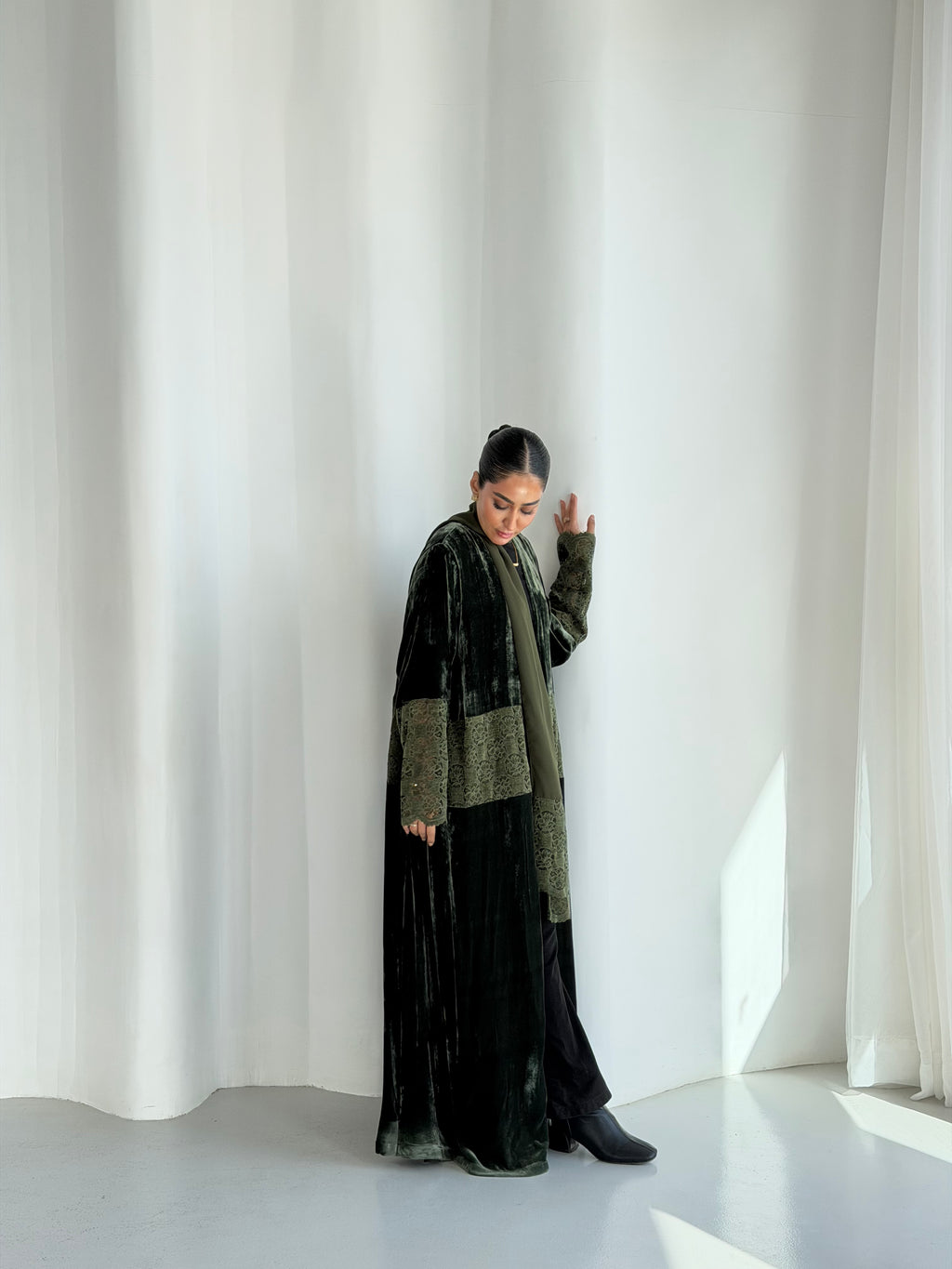 Green Flowers Loom Abaya