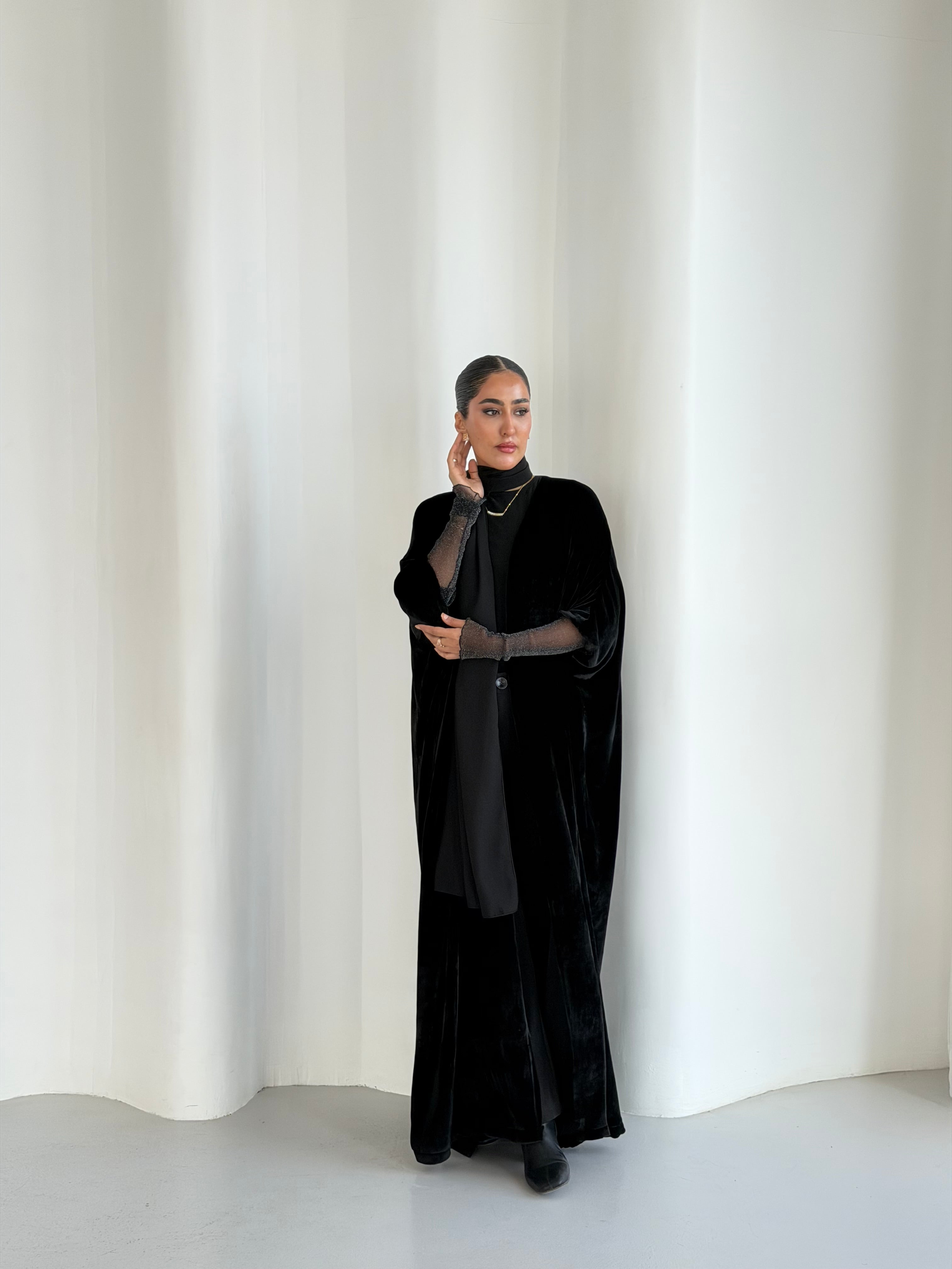 Midnight Loom Abaya