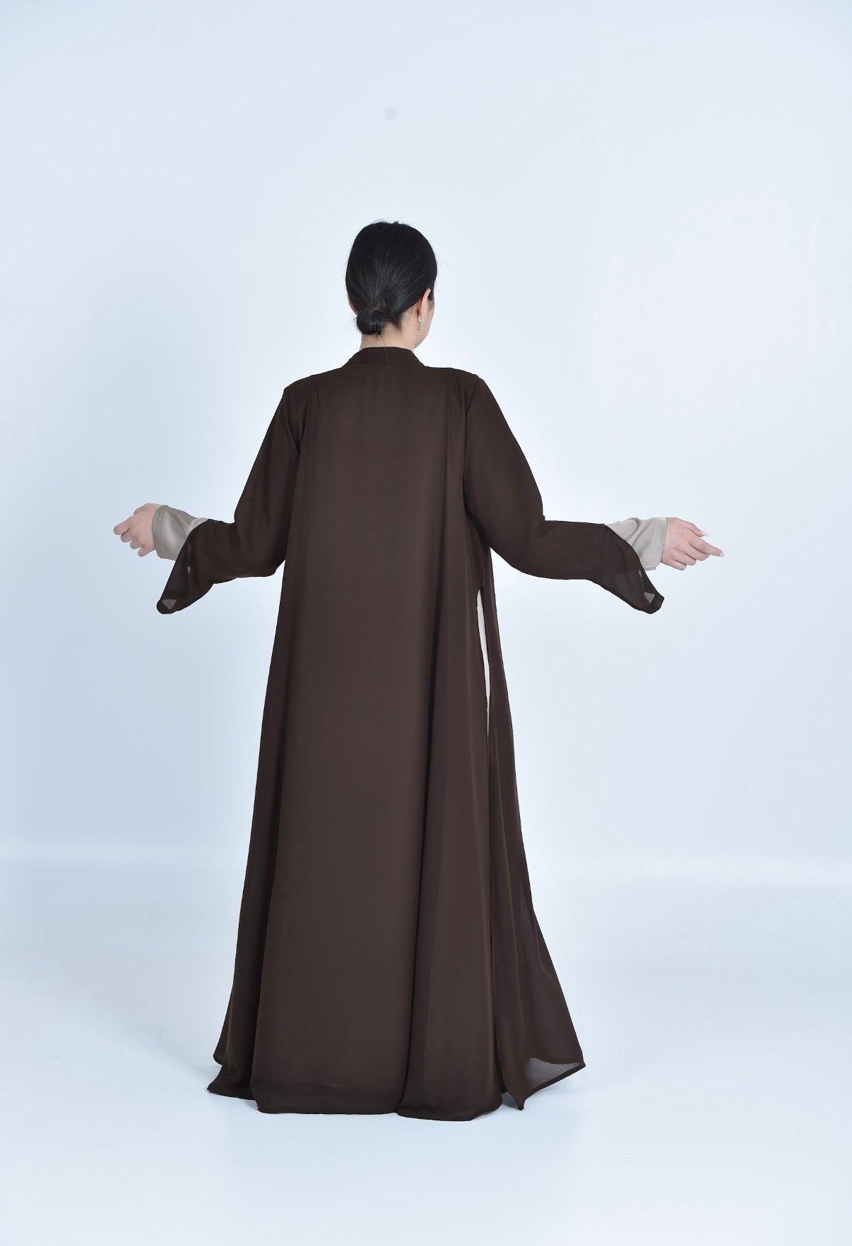Golden Lily Abaya