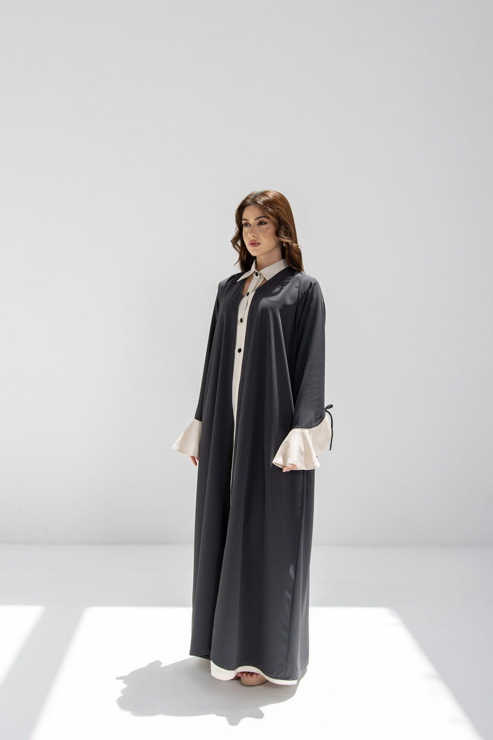 Bow Bloom Gray Abaya